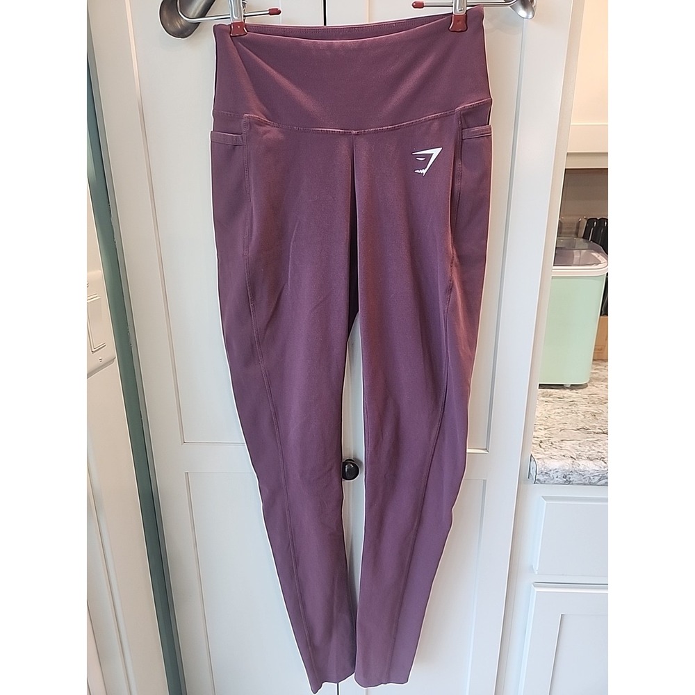 Gymshark Women's Leggings Size S Plum Color‎ Pockets